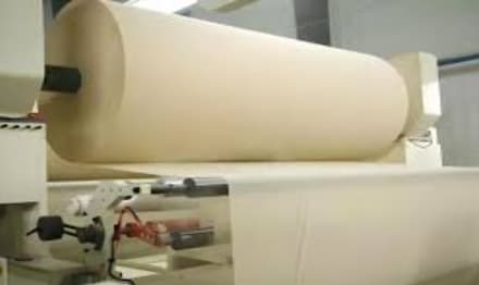 El papel de los antiespumantes en las industrias de pulpa, papel y hormigón